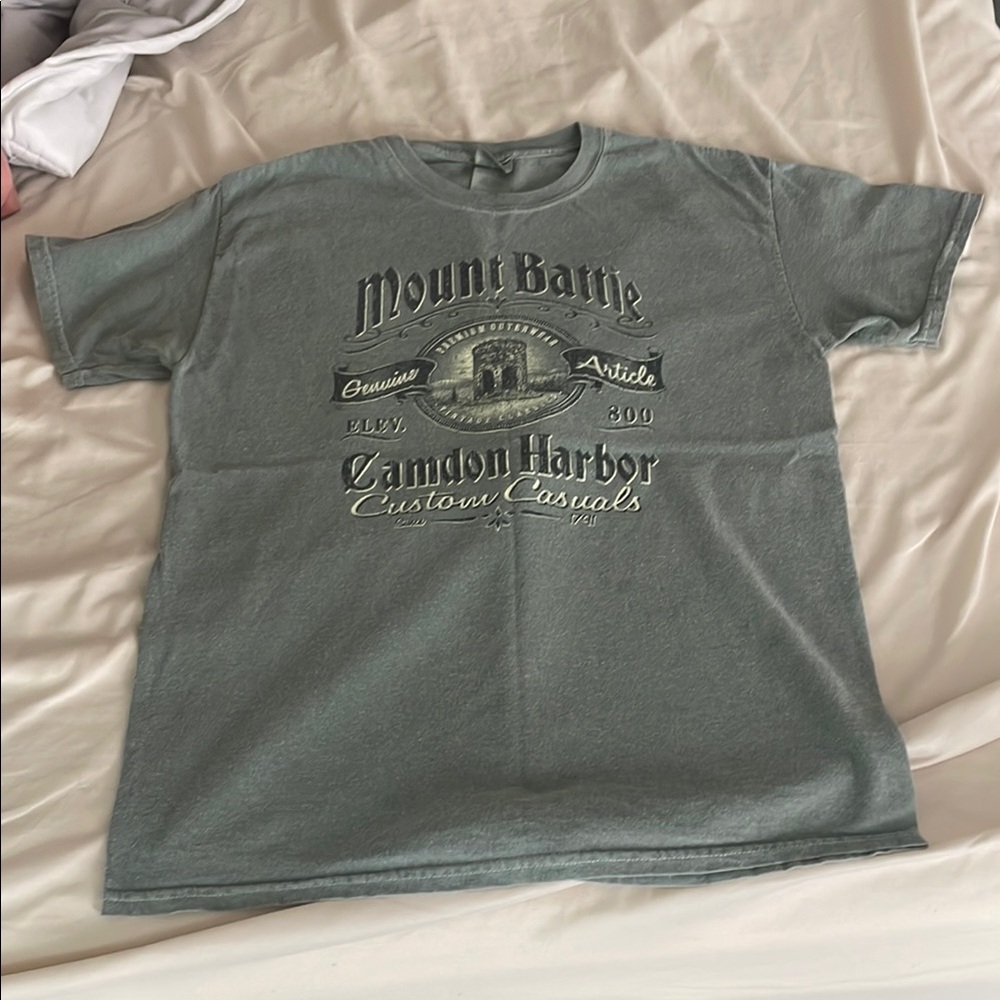 Gildan Green Short Sleeve Tee with Crew Neck